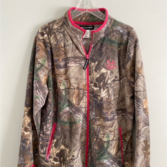 Realtree Jackets & Blazers - Realtree fleece camo jacket